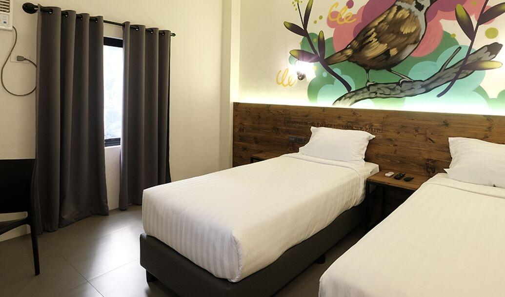 U Hotels Makati Makati City Bagian luar foto
