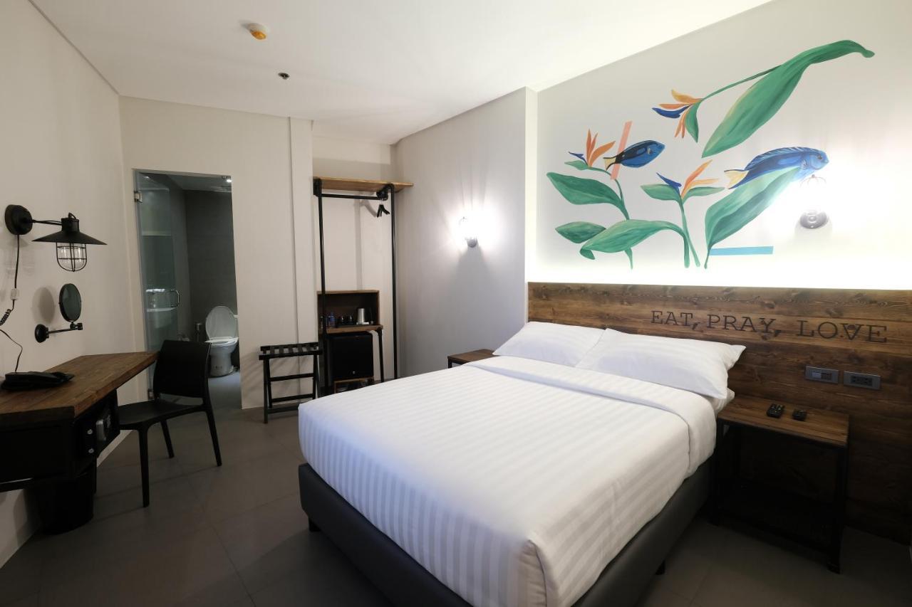 U Hotels Makati Makati City Ruang foto